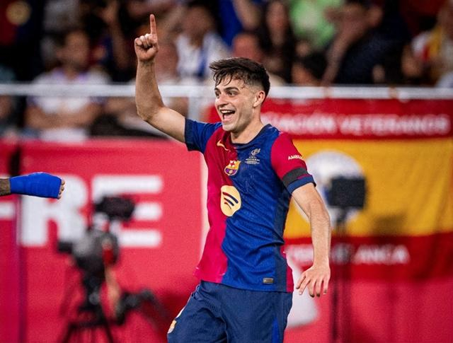 ✅英超第27轮裁判安排：吉莱特执法热刺vs曼城，奥利弗主裁布莱顿